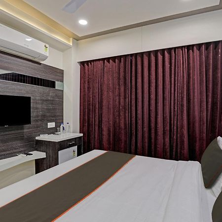 Collection O Alpha One Hotel Ahmedabad Luaran gambar