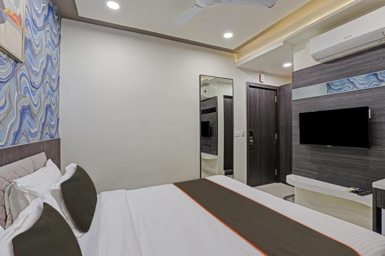 Collection O Alpha One Hotel Ahmedabad Luaran gambar
